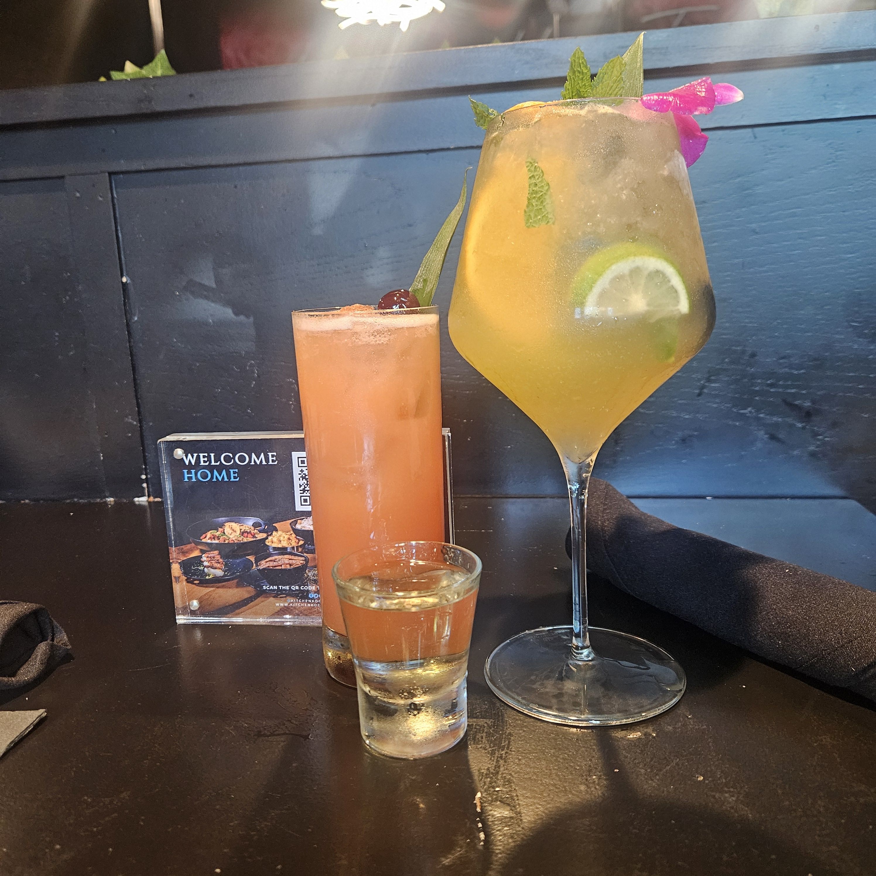 girls-day-out-kocktails-conversation-living-with-loren